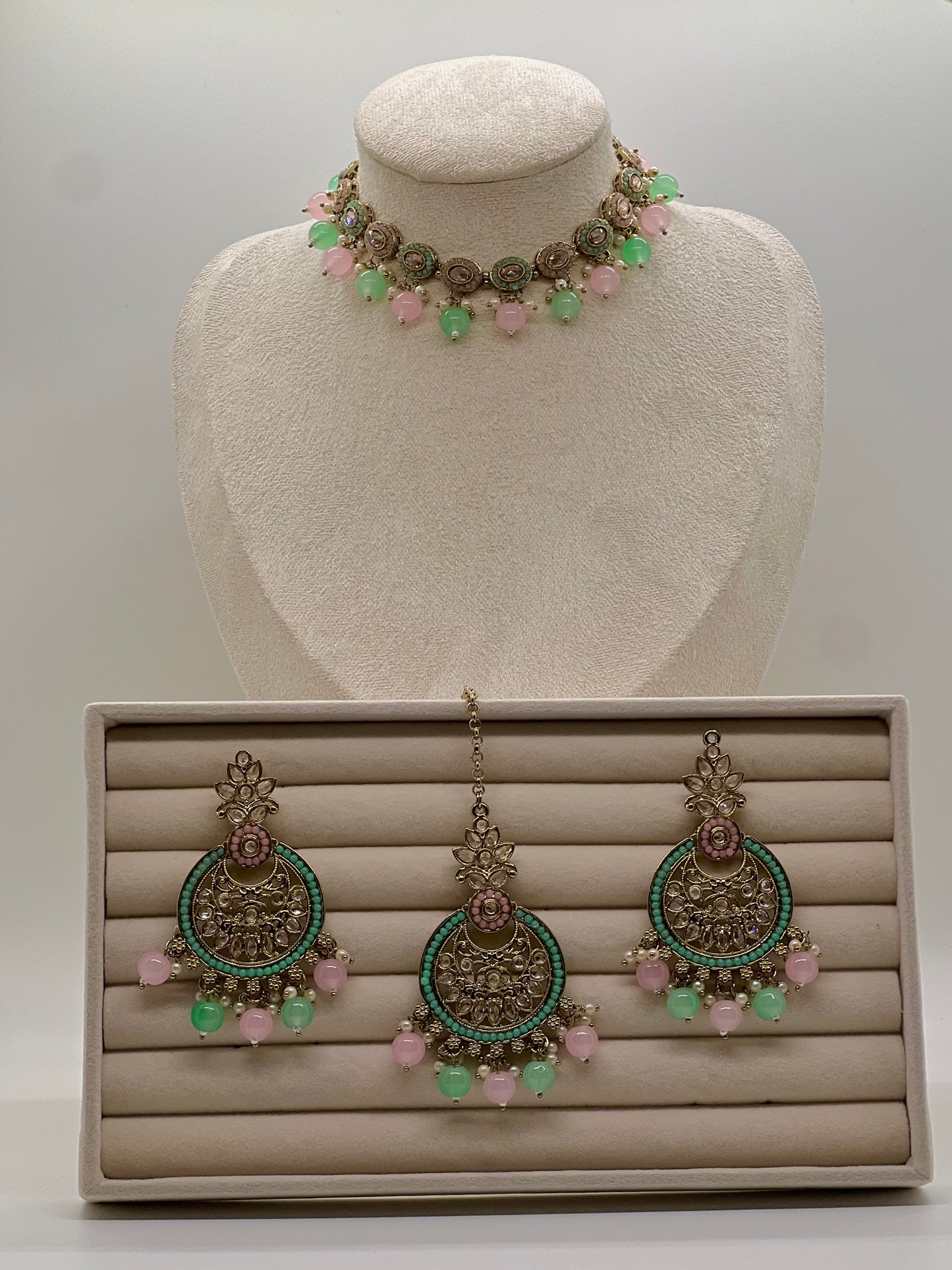 Raya Necklace/Choker Set - Mint Pink