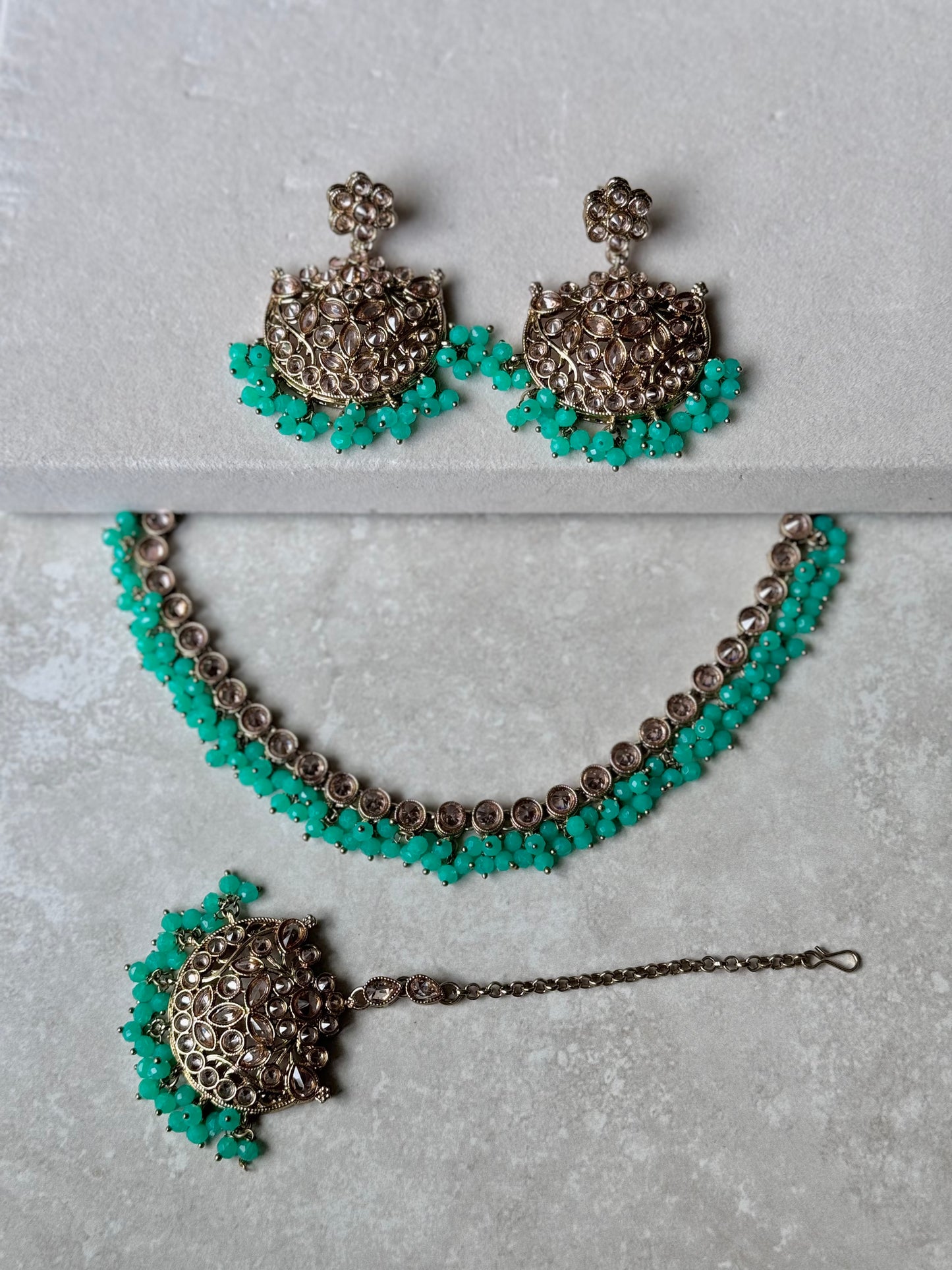 Mahnoor Dainty Necklace Set - Teal