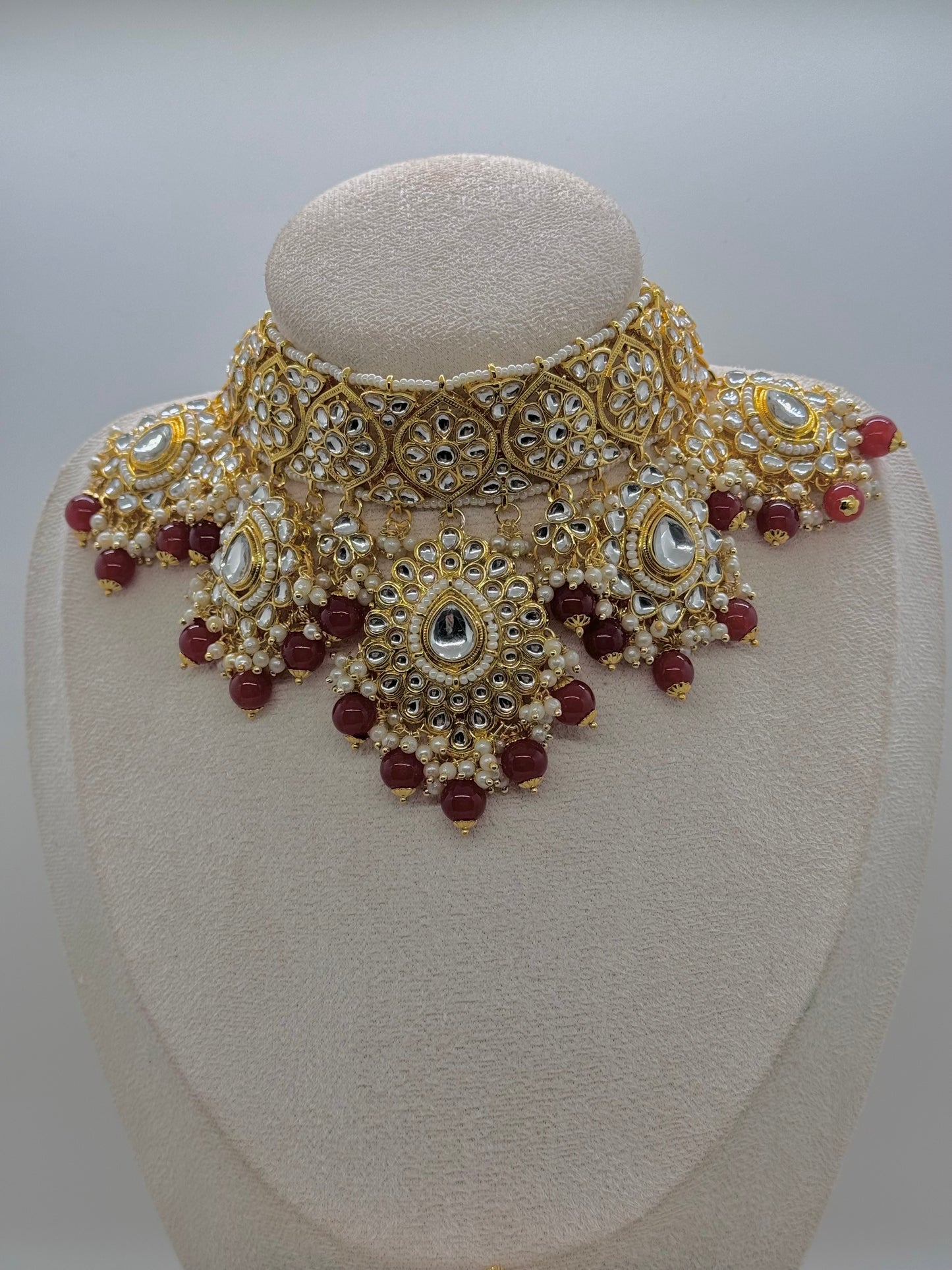 Aditi Kundan Choker Set - Red-Statement Jewels