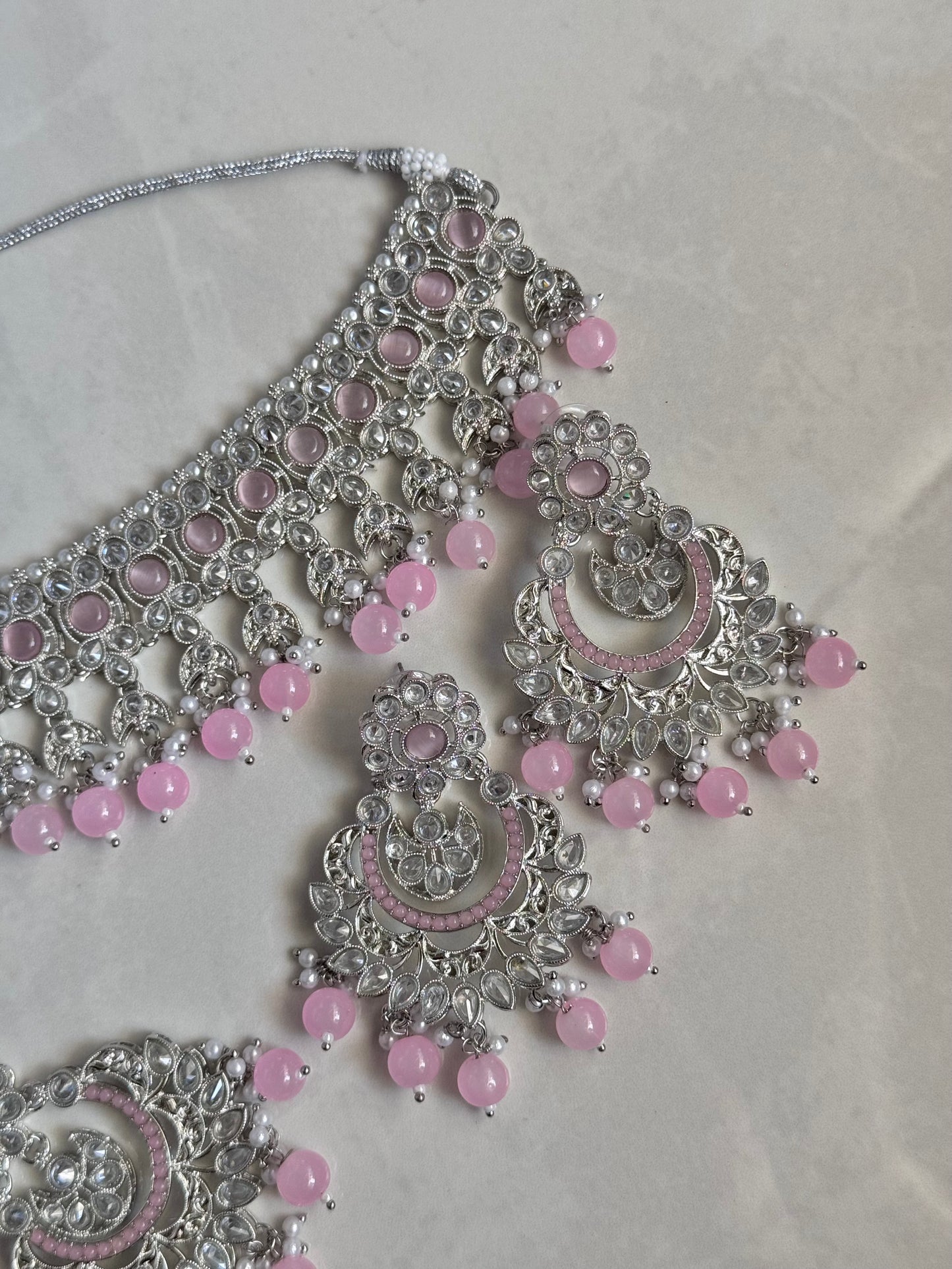 Neelum Choker Set - Silver/Pink