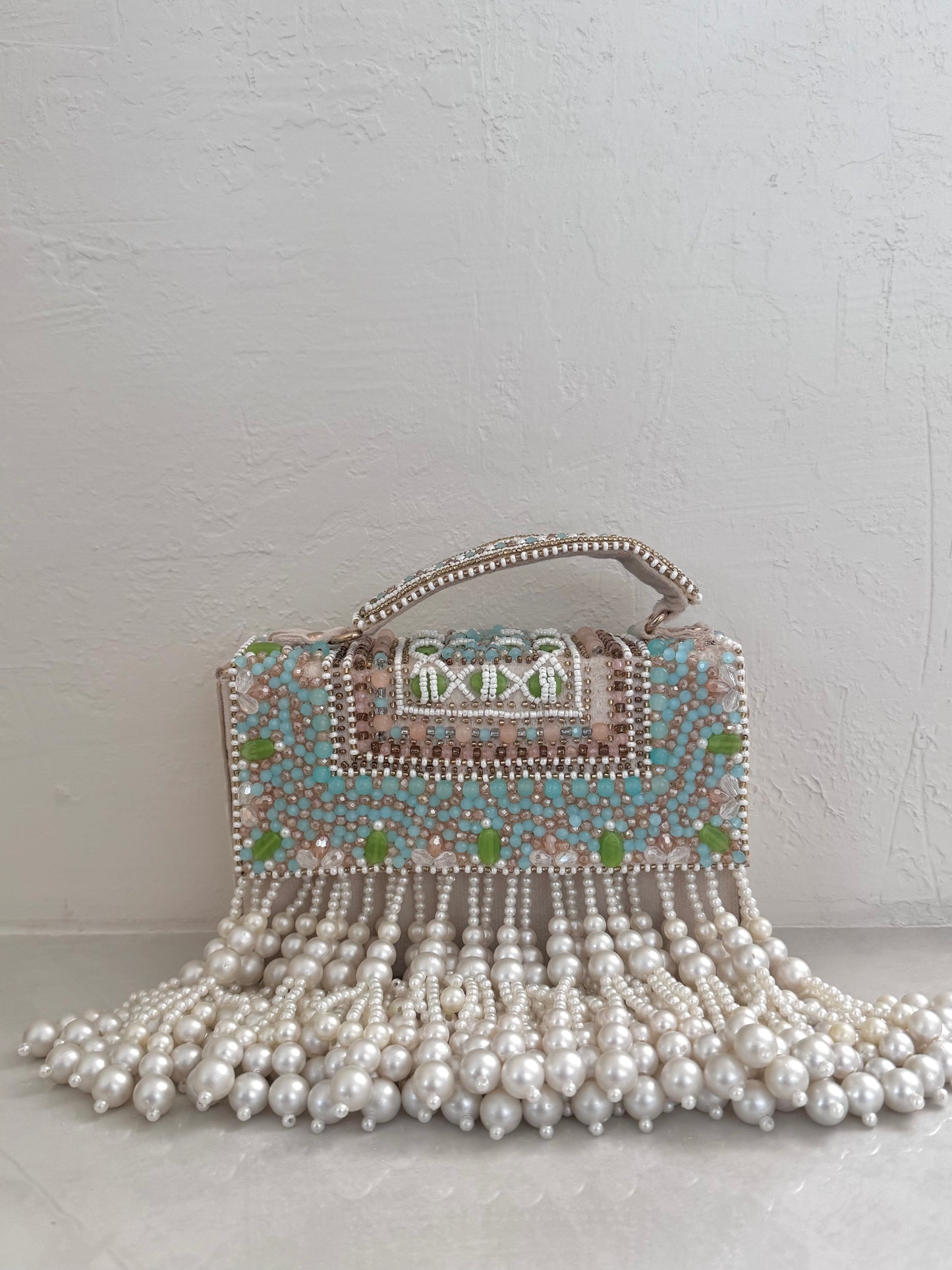 Mahira Pearl Bag