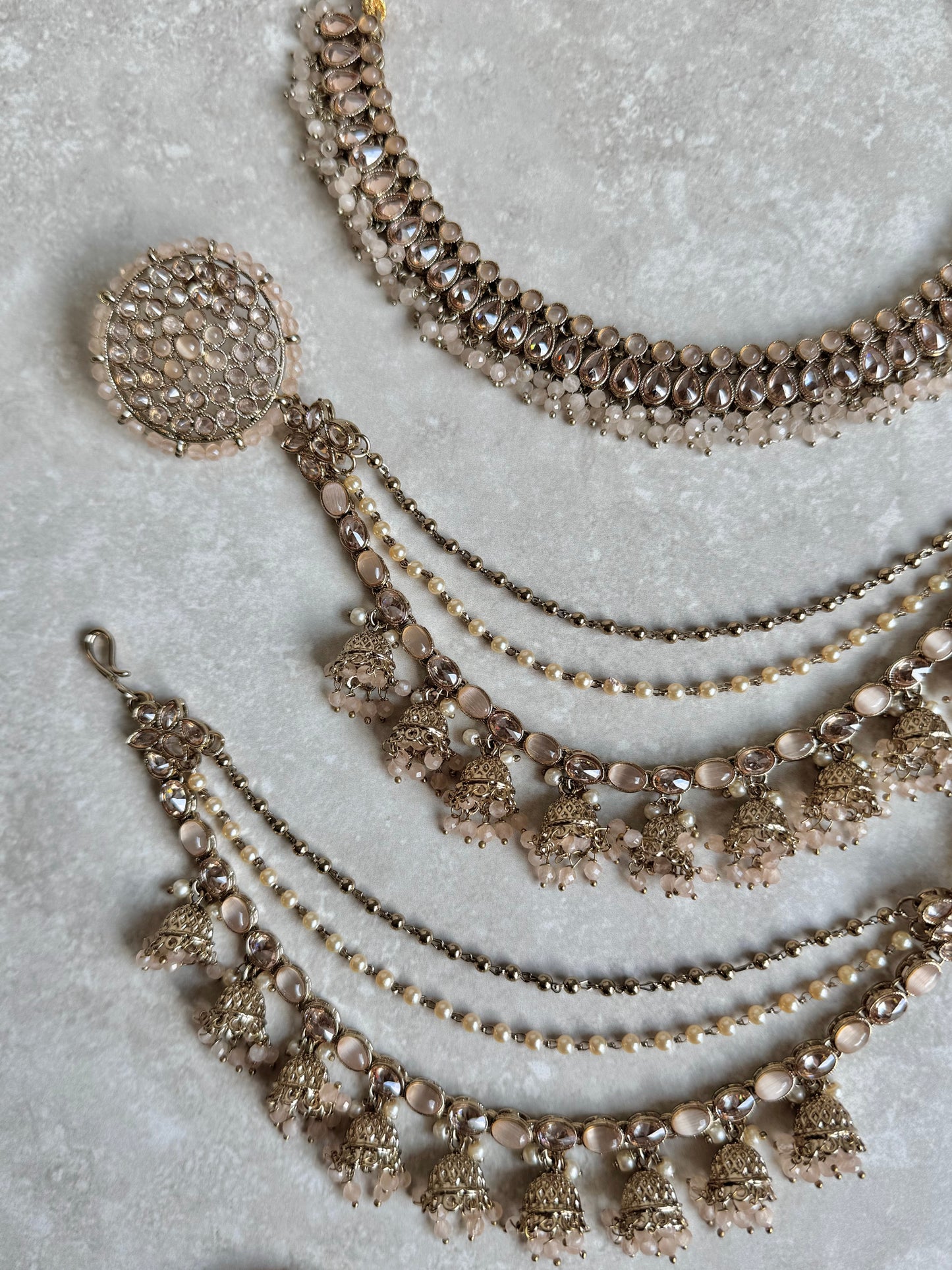 Zarina Sahara Earrings - Peach