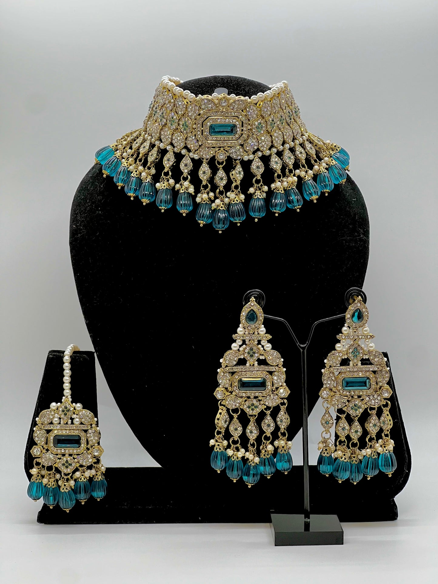 Rani Choker with Earrings Set and Tikka - Emerald Green