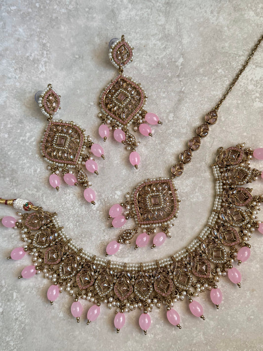Enakshi Necklace Set - Pink