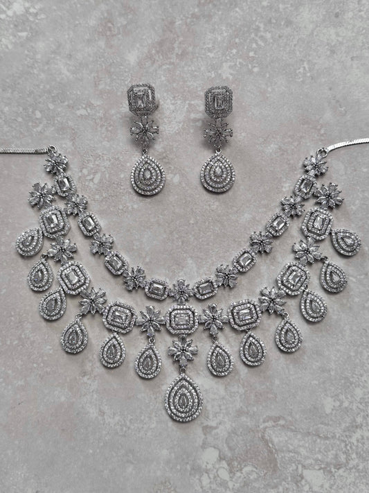 Aiyza Necklace Set - Silver (Heera Collection)