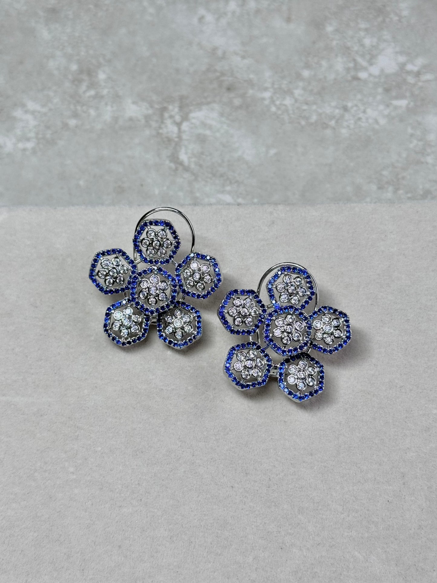 Safa Studs - Silver/Blue