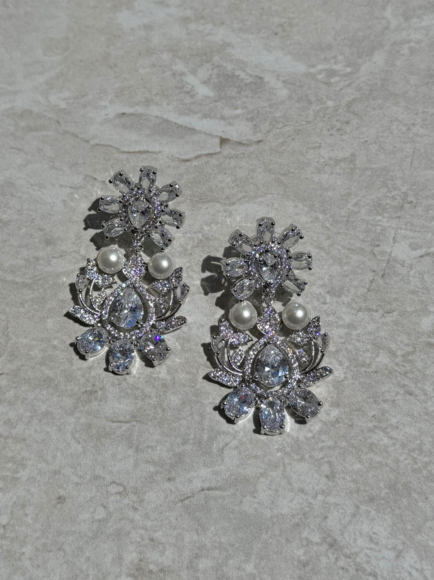 Saher Earrings (Heera Collection)