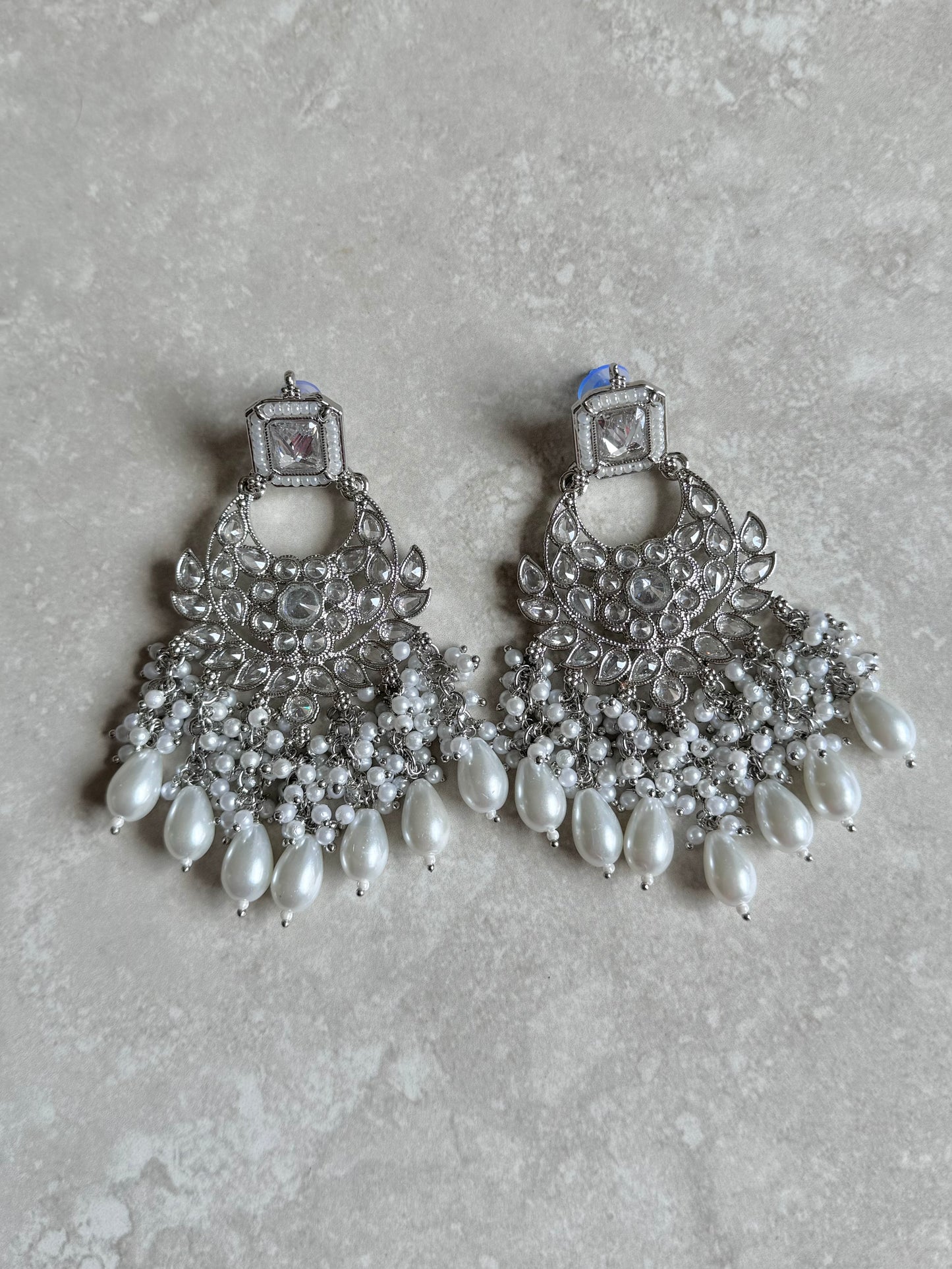 Rimsha Earrings - Silver/White