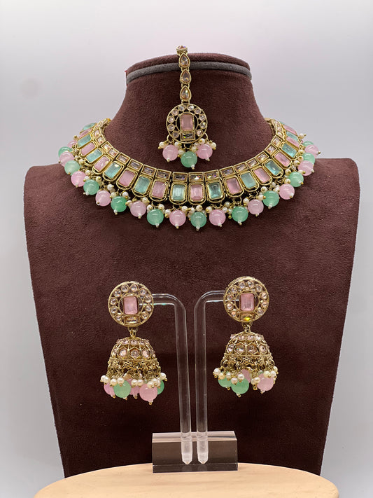 Naina Necklace Set - Mint Pink