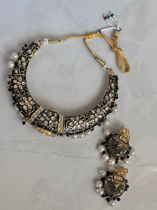 Black Hasli Necklace Set