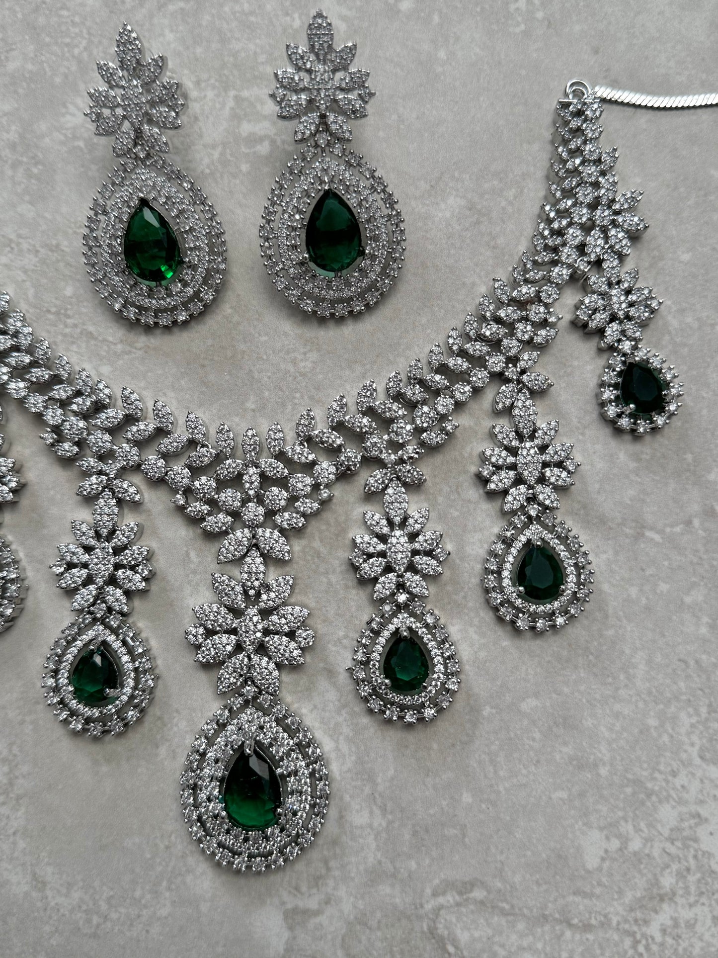 Inayah Necklace Set - Green (Heera Collection)