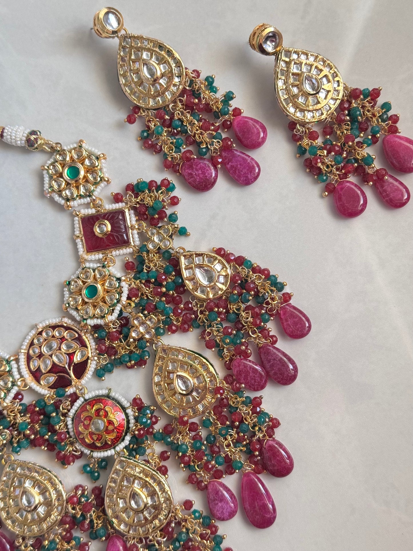 Nargis Necklace/Choker Set - Maroon/ Dark Green