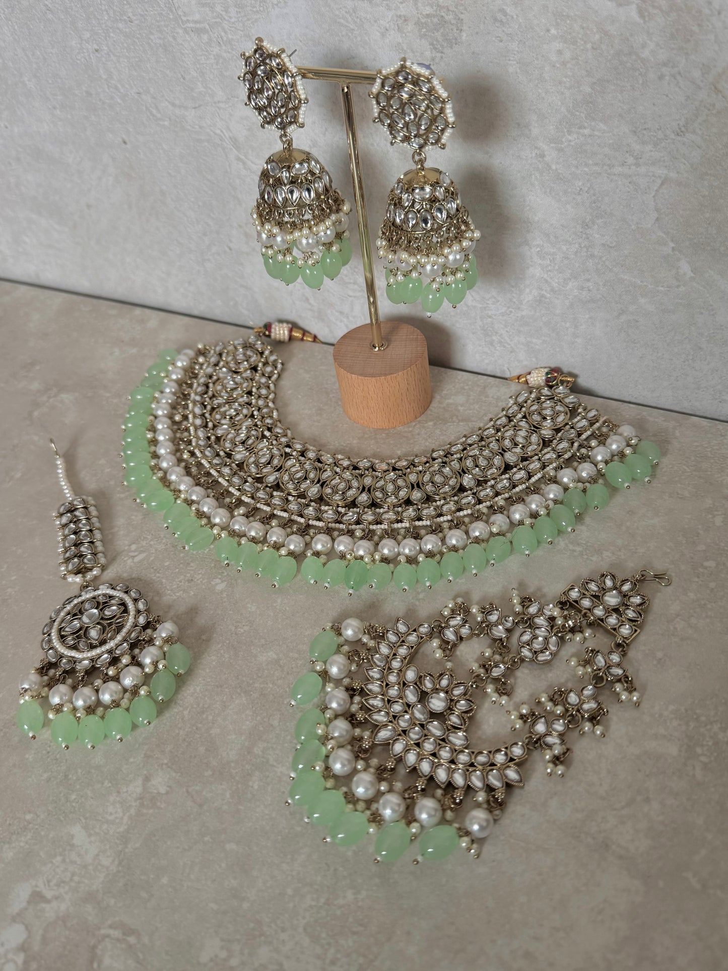 Avleen Bridal Necklace - Mint Green