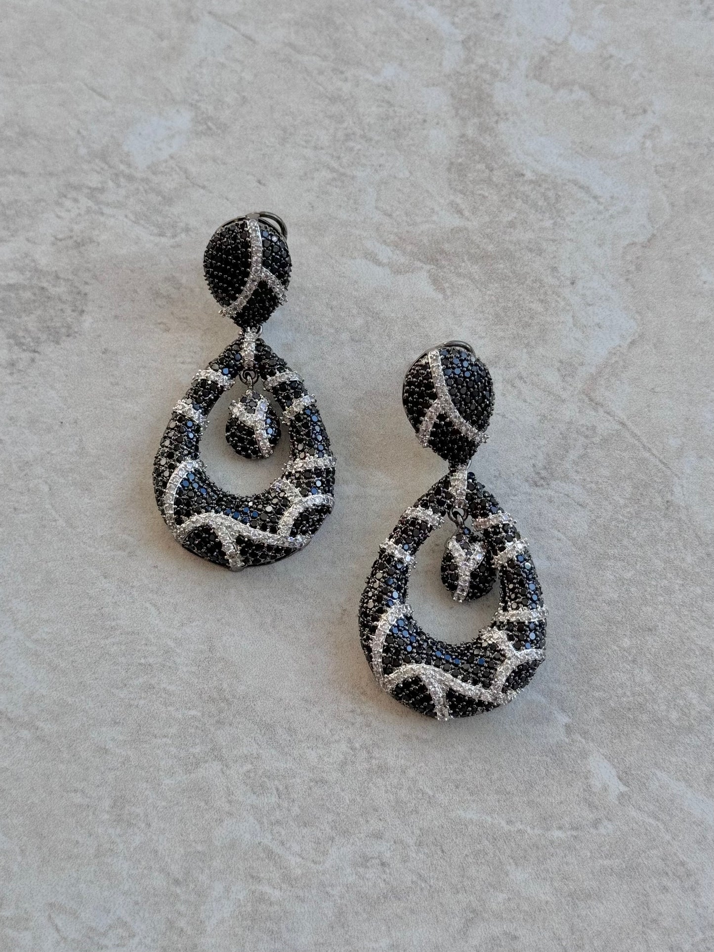 Nisha Earrings - Black (Heera Collection)