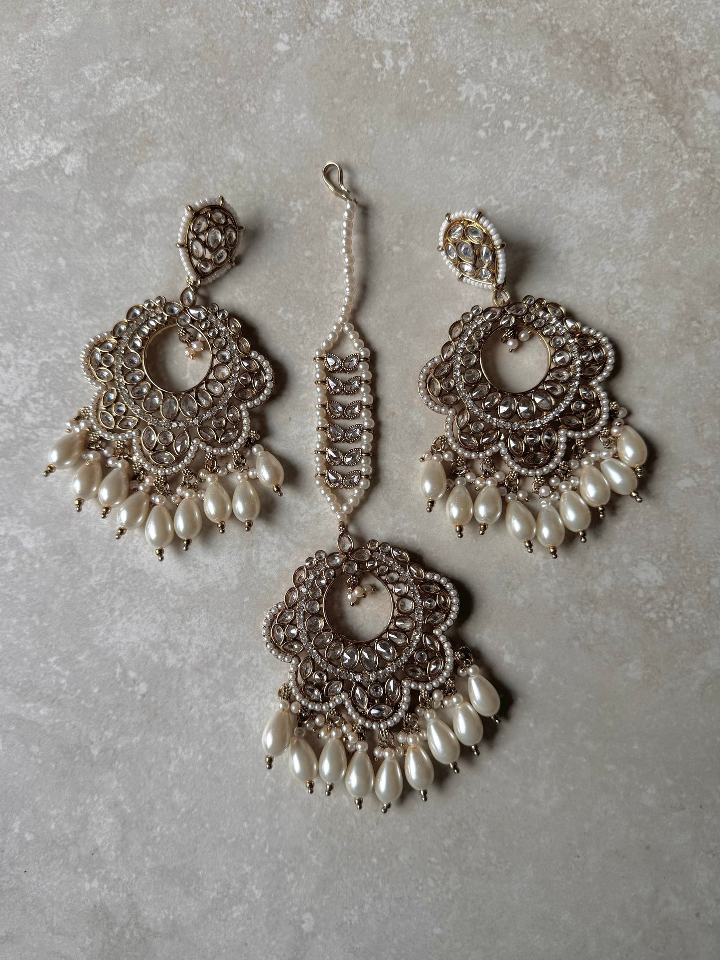 Mahi Earring and Tikka - White