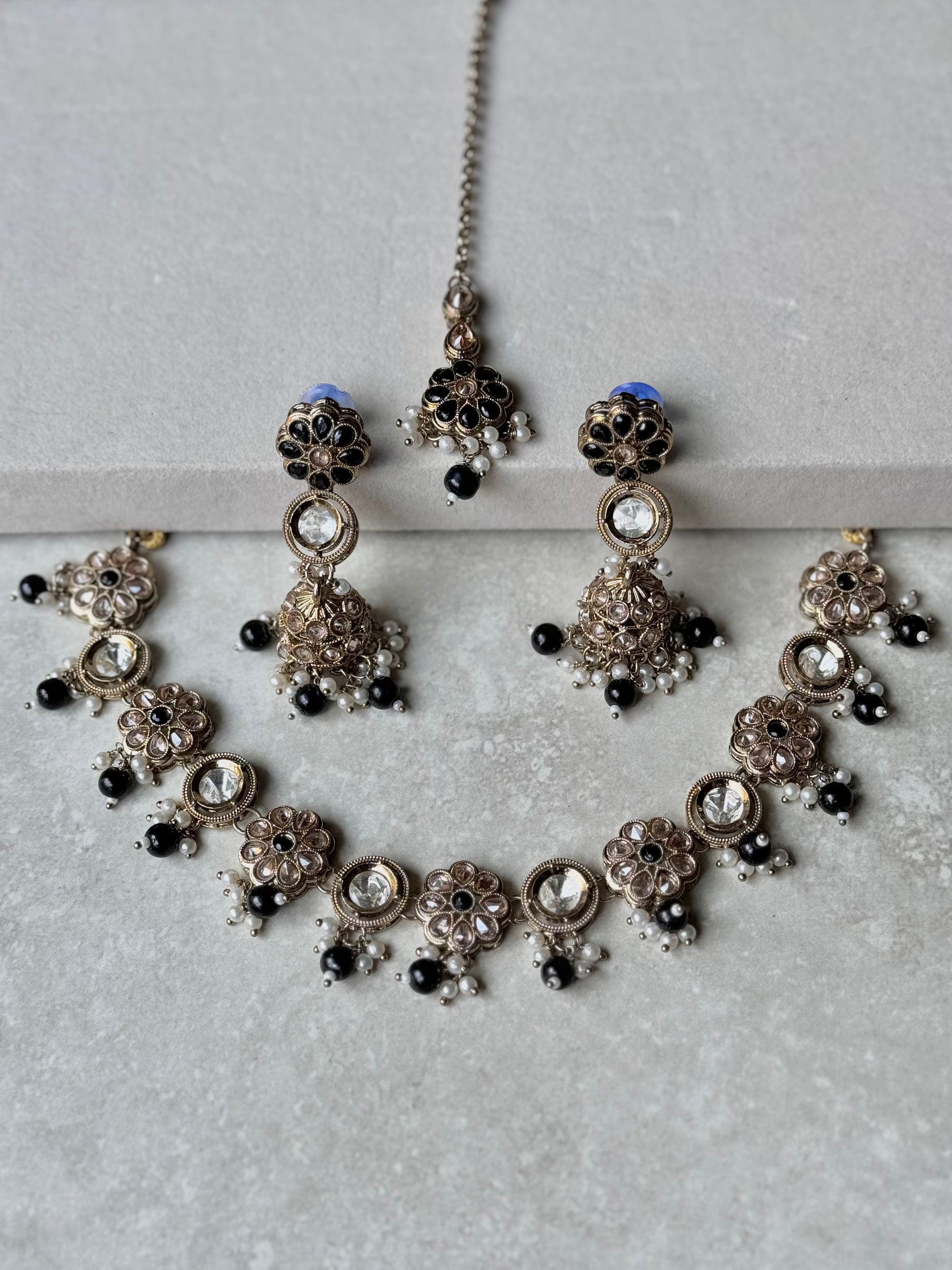Aisha Small Necklace Set - Black-Statement Jewels