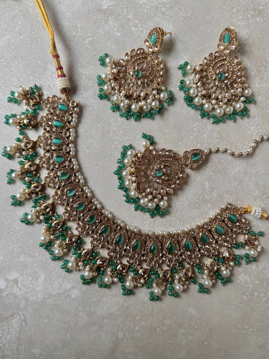 Hajra Necklace Set - Dark Green
