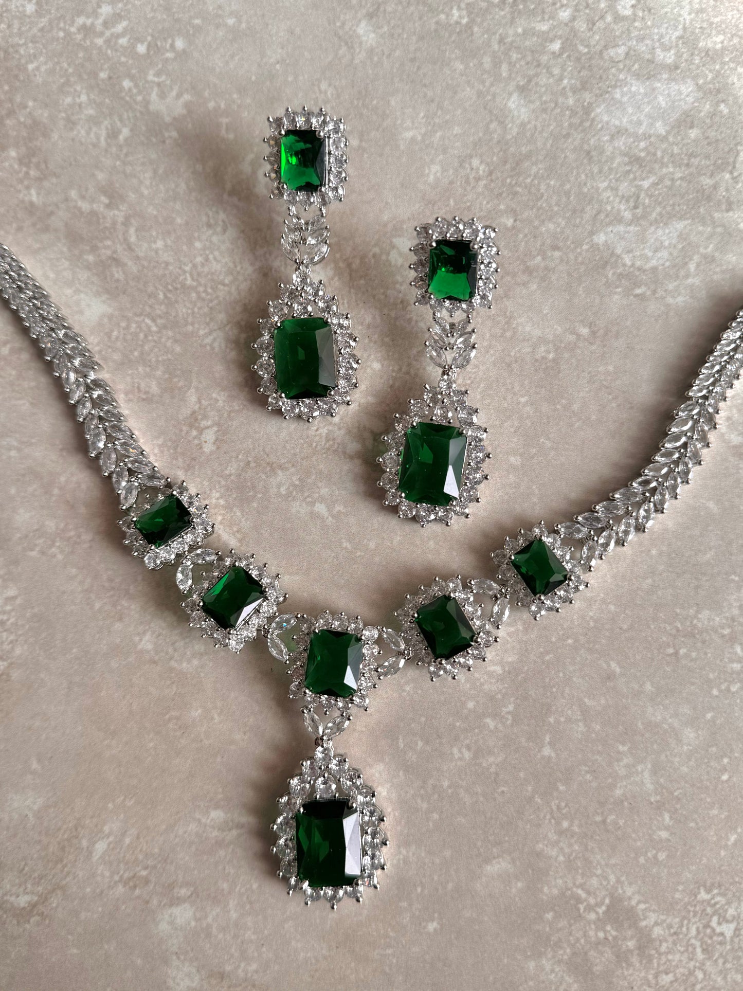 Syeda Silver Necklace Set - Green