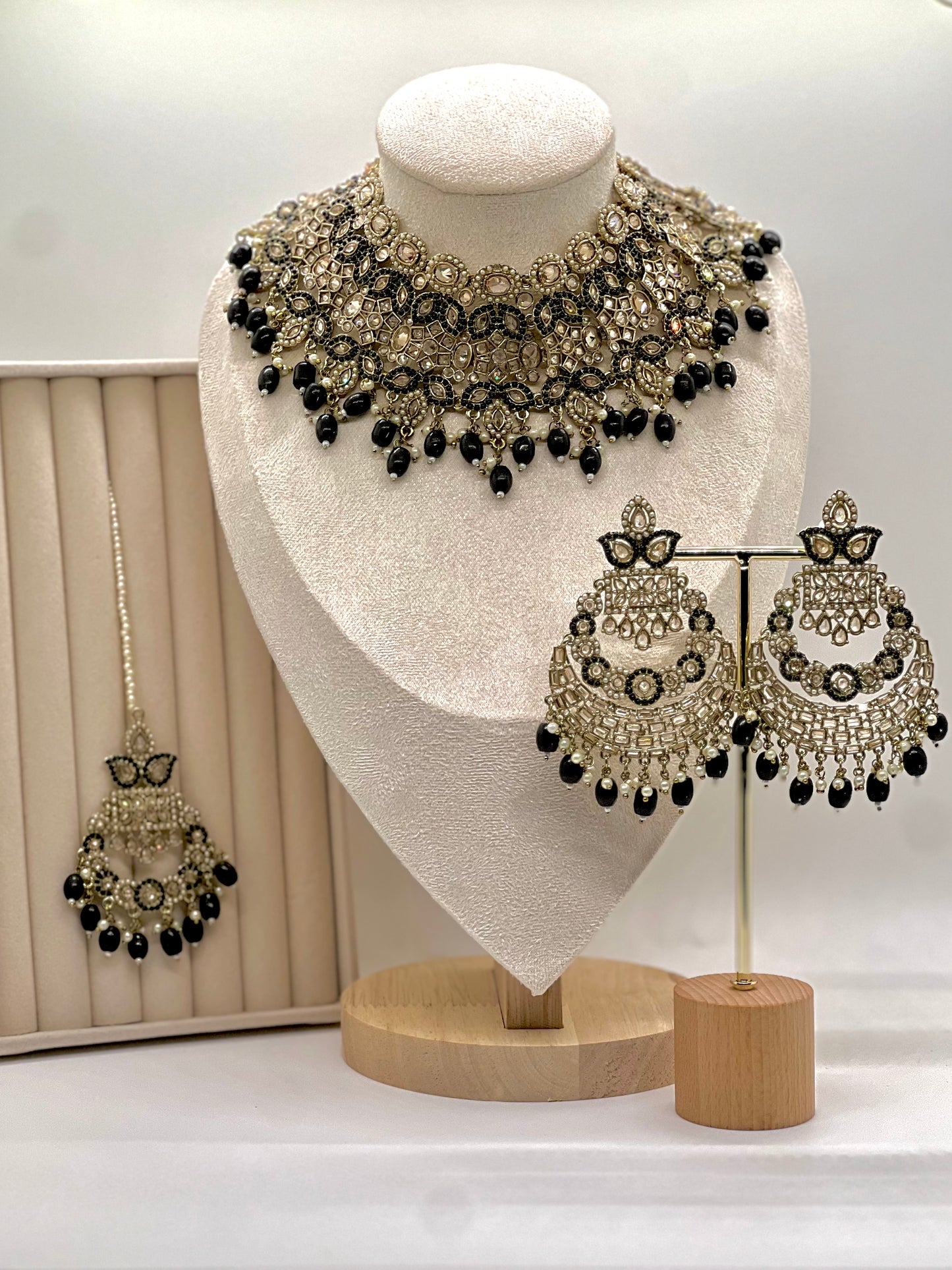 Anisha Necklace Set - Black