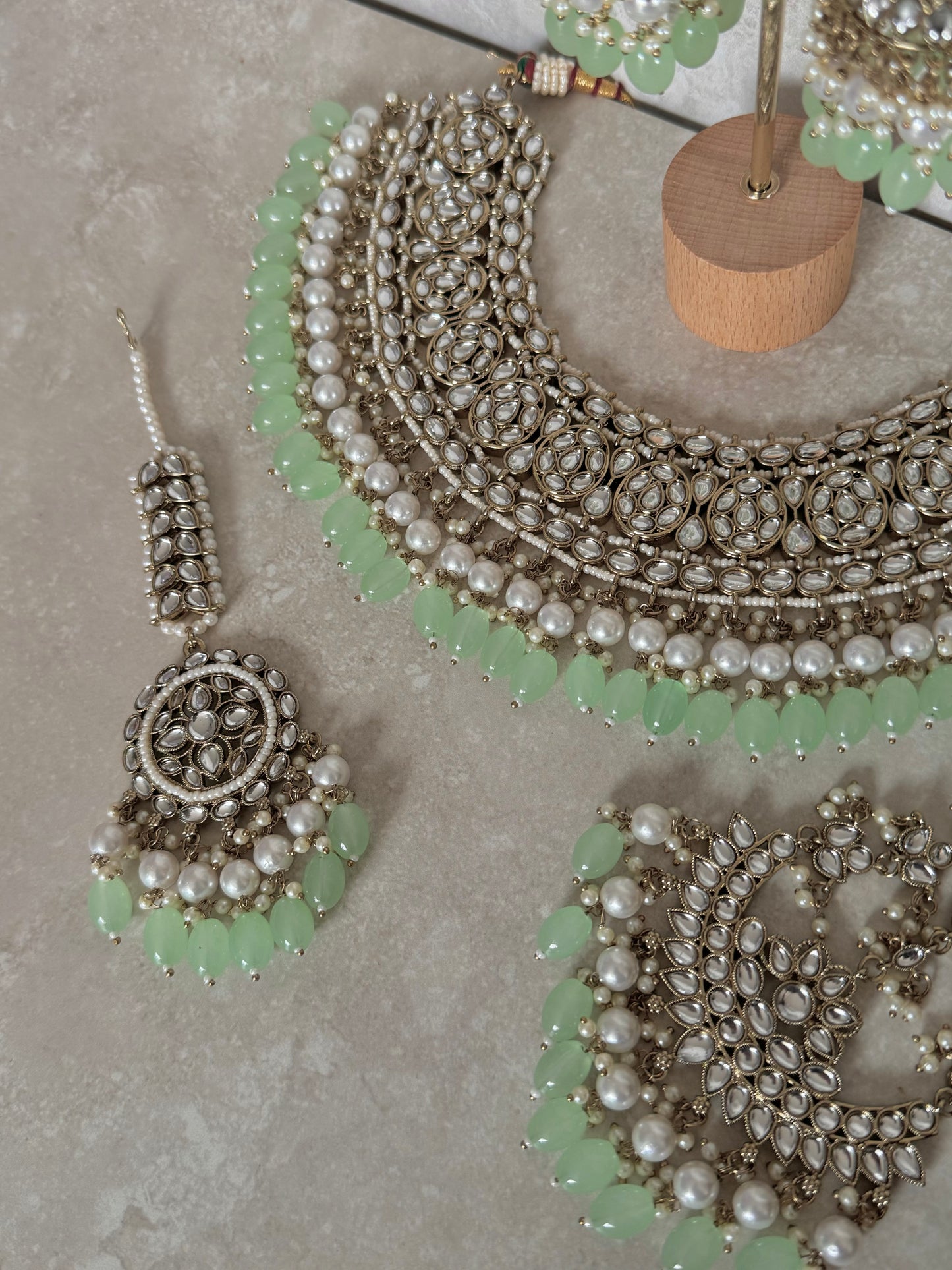 Avleen Bridal Necklace - Mint Green