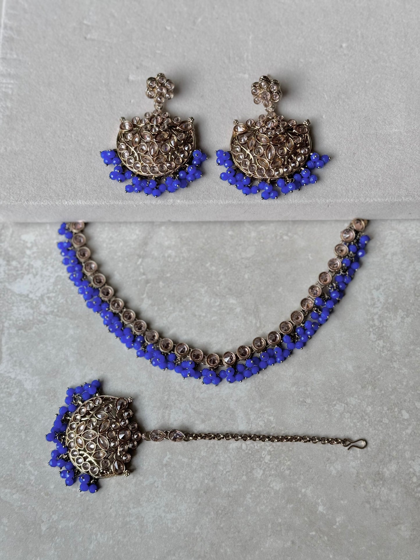 Mahnoor Dainty Necklace Set - Navy Blue