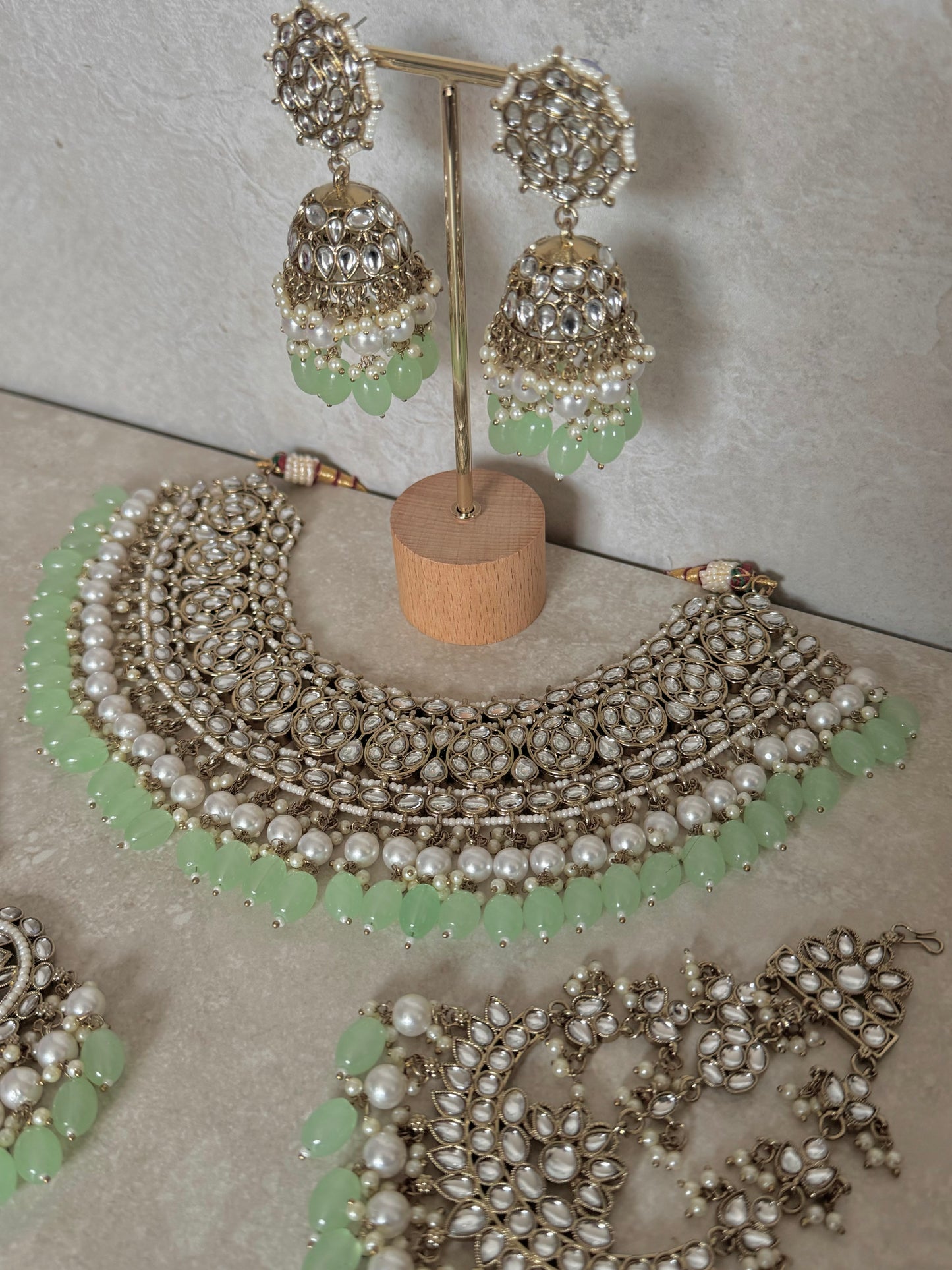 Avleen Bridal Necklace - Mint Green