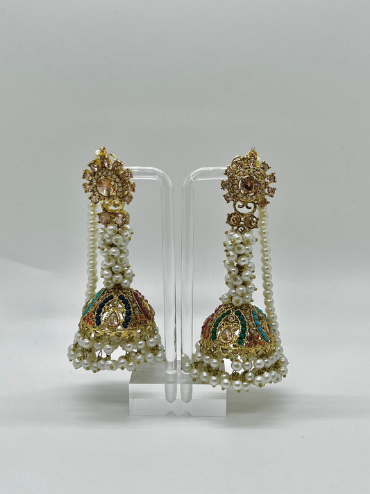 Danariya Jhumkas