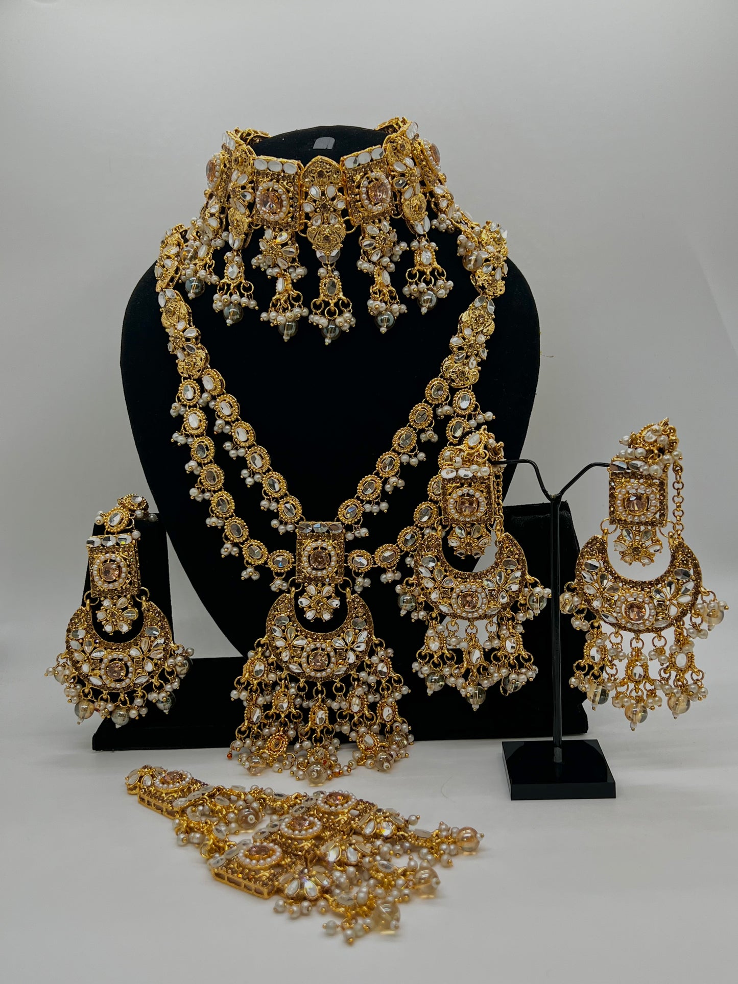 Alia Bridal Set