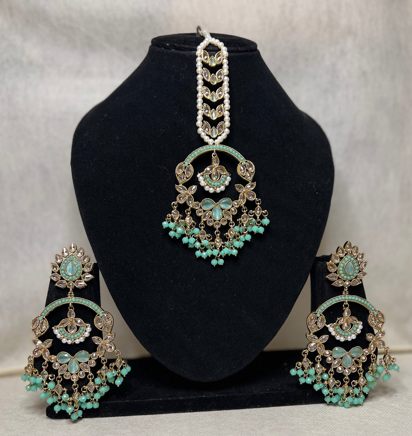 Miral Earrings and Tikka - Mint Green